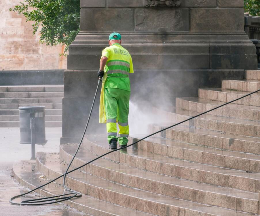 pressure washing service